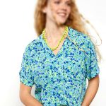 شومیز نخی کراپ گلدار