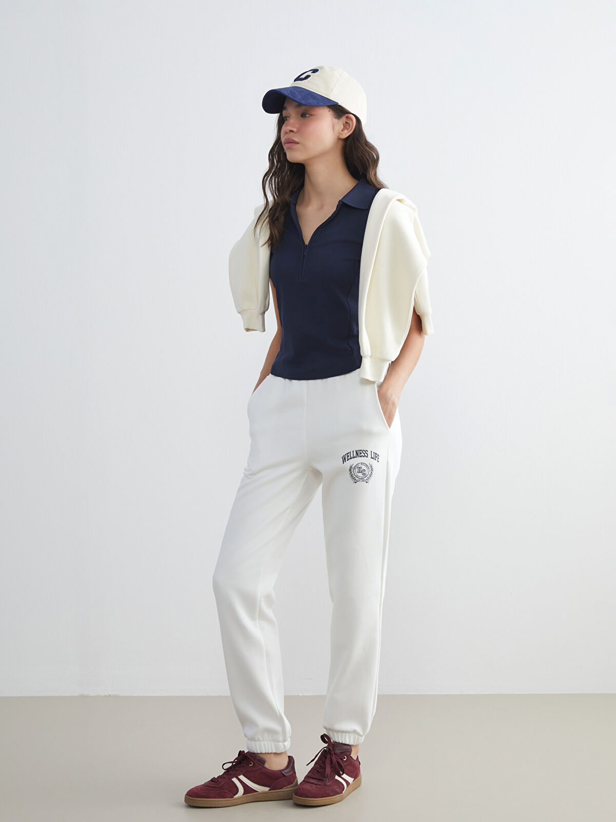 l_20242-w4he71z8-r9j-80-58-88-175_a شلوار گرمکن پشت پنبه - Image 1