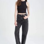 شلوار جین واید لگ دیفکتو