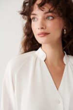 شومیز کرپ نخ یقه چین دار - Image 2
